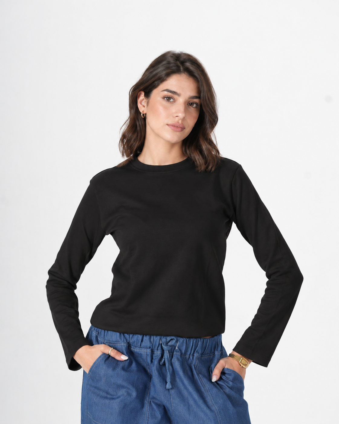 Juvorra black long-sleeve top – front; AI-edited product visualization